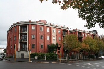 Westmount Apartments - Prendos Apartment Update Auckland